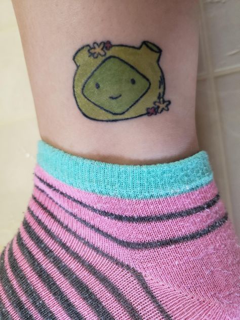 Adventure Time Fern Tattoo, Prism Tattoo Adventure Time, Small Adventure Time Tattoo, Finn Tattoo, Bmo Tattoo, Adventure Time Tattoo, Adveture Time, Gamer Tattoos, Fern Tattoo