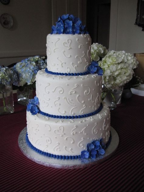 All buttercream cake with gumpaste flowers.  Thank you for looking. Airfryer Pickles, Royal Blue Wedding Cake, Retro Wedding Cakes, Bridal Cakes, Professional Cakes, Blue Wedding Cake, Round Wedding Cakes, Blue Weddings, Candy Cakes