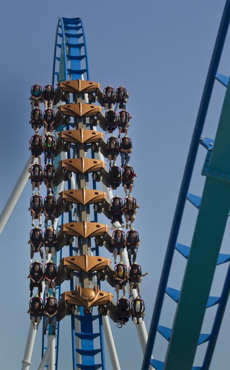 GateKeeper: Cedar Point - Sandusky Ohio Roller Coaster Pictures, Crazy Roller Coaster, Cedar Point Amusement Park, Cincinnati Museum, Sandusky Ohio, Theme Parks Rides, Kings Island, Cool Coasters, Amusement Park Rides