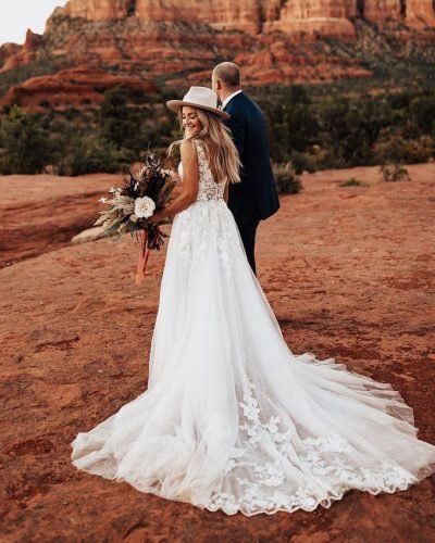 A-Line Wedding Dresses 2020/2021 Collections Overview ★ a line wedding dresses low back lace rustic country morilee Scenic Wedding Photos, Fire Wedding, Wedding Dress Low Back, Arizona Elopement, Sewing Wedding Dress, Sedona Wedding, Creative Wedding Photo, Bridal Hat, Bridal Pictures