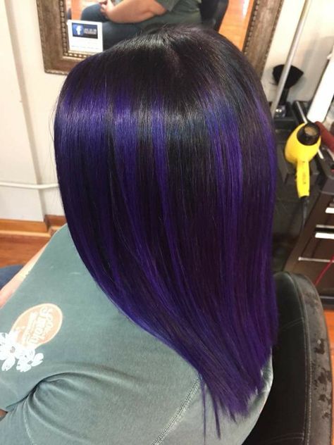 Black Hair With Purple Roots, Emo Purple Hair, Purple Roots Black Hair, Purple Highlights Black Hair, Black Hair With Purple Highlights, Purple And Black Hair, Black And Purple Hair, Purple Hair Highlights, Purple Highlights