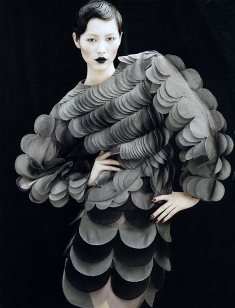 Drag Costume, Avante Garde Fashion, Geometry Fashion, 2020 Makeup, Character Wardrobe, Sculptural Fashion, Liu Wen, Studio Inspiration, Abstract Dress