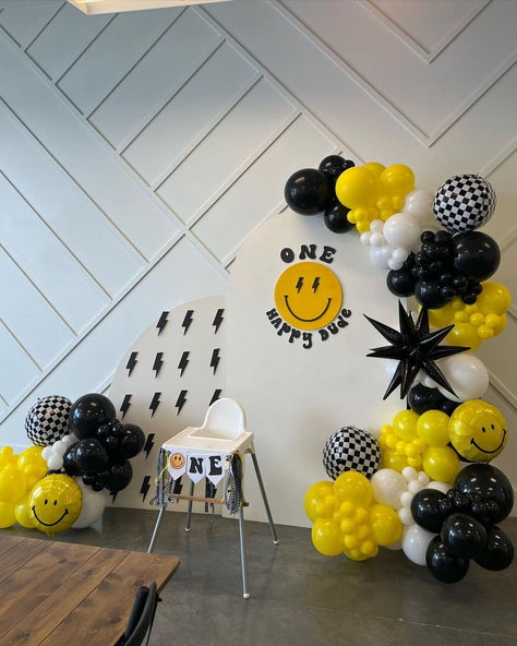 Balloons by Lollipop Balloons One Happy Dude Arch Backdrop, One Happy Dude Balloon Garland, One Happy Dude Balloons, Happy One Birthday Theme, One Happy Dude Balloon Arch, One Happy Dude Backdrop, Lollipop Balloons, Twin Birthday Themes, Dude Birthday Party