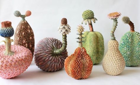 Bild Gold, Fruit Sculptures, Sculptures Céramiques, Cerámica Ideas, Pottery Sculpture, Exotic Fruit, Ceramics Ideas Pottery, Grand Palais, Organic Form