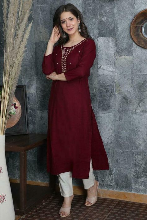 Maroon Kurti Designs, Mehroon Suit Designs, Palazzo Kurta, Pakistani Salwar, Latest Dress Design, Long Kurti, Long Kurti Designs, Kurti Design, Pakistani Salwar Kameez