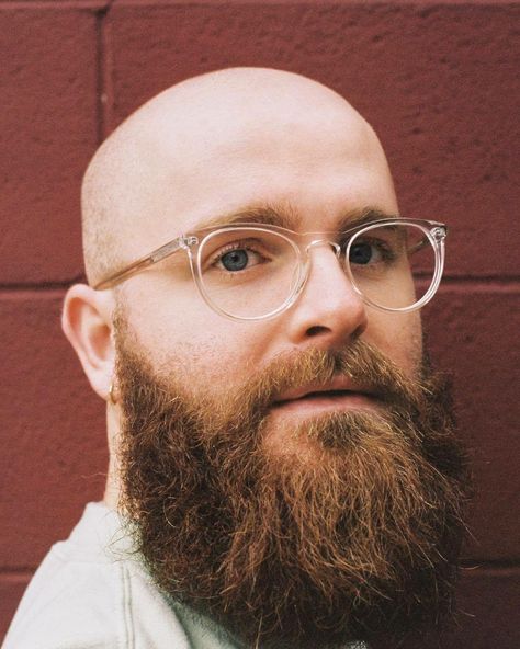 Bald Beard Glasses, Bald Man With Glasses, Shaved Head Styles, Bald Beard, Beard Styles Bald, Wolf 359, Bald Men With Beards, Glasses Frames Trendy, Bald Men Style