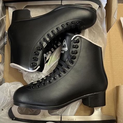 NWT Jackson Ultima Mens Ice Skates Black JS 452... - Depop Ice Skating Shoes, Vapor Max Plus, Footjoy Golf Shoes, Adidas Ultraboost 19, Olive Shoes, Nobull Shoes, Skating Shoes, Nike Vapor Max, Jordan Spizike