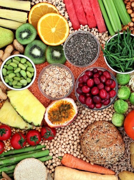 9 plant-based foods that can beat eggs in providing protein Benefits Of Eating Papaya, Fruits With Protein, Spirulina Benefits, Plant Based Proteins, Chickpeas Benefits, Quinoa Benefits, Protein Fruit, Pea Protein Powder, Meatless Recipes