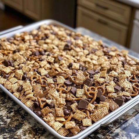 Toffee Oyster Crackers Snacks, Toffee Chex Mix Recipe, Butter Toffee Chex Mix Recipe, Chex Mix Recipes Sweet And Salty Holiday, Rice Chex Recipes Party Mixes, Dessert Chex Mix Recipes, Toffee Chex Mix Recipes Easy, Vanilla Chex Mix Recipes, Sweet Chex Mix Recipes Easy