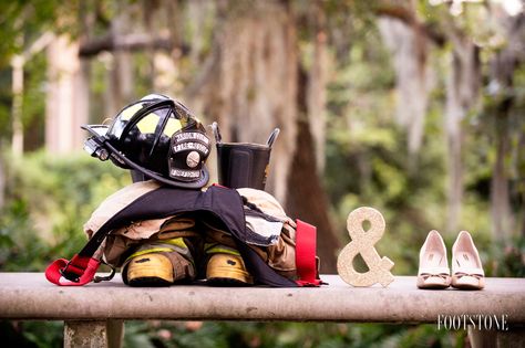 Firefighter Class A Uniform Wedding Pictures, Fireman Wedding, Firefighter Engagement, Fire Pictures, Firefighter Girlfriend, Firefighter Wedding, Firefighter Gear, Firefighter Pictures, Fire Wife