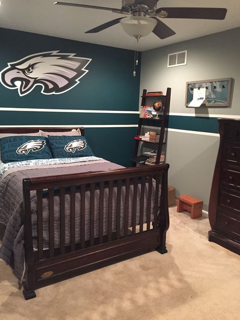 Philadelphia Eagles Bedroom, Furniture Bed, Eagles, Room Furniture, Cribs, Room Decor, Bedroom, Bed, Furniture