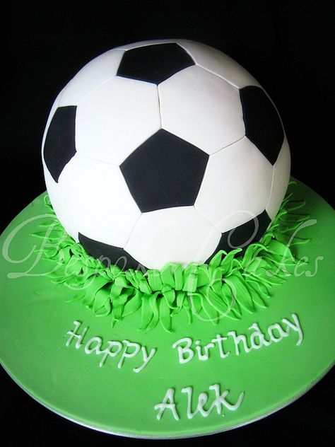 Soccer Ball Cake, Soccer Birthday Cakes, Butter Cream Icing, Soccer Cake, Cream Icing, Ball Cake, Sport Cakes, Football Cake, Soccer Birthday