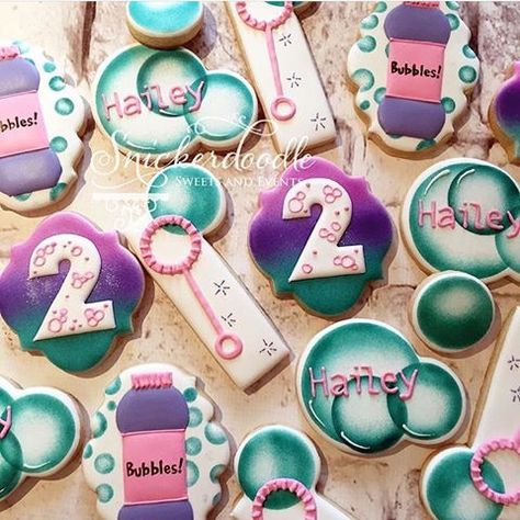 A revisit to these bubble cookies seemed appropriate in this summer heat! Happy summer friends! #decoratedcookies #summer #sugarcookies #bubbles #bubbleology #cookies #snickerdoodlesweets #snickerdoodletiff #cookiedecorator #decorator #bayareavendor #bayareaartist #two #birthdaycookies Bubble Themed 2nd Birthday Party, Bubble Bash 2nd Birthday, Bubble Cookies Decorated, Bubble Cookies, Bubbles Party, Bubble Birthday Parties, Flooding Cookies, Bubble Birthday, Bubble Bubble