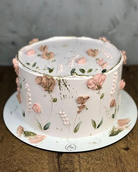 Boho Flower Cake Ideas, Rustic Anniversary Cake, Birthday Cake Garden Theme, Flower Icing Cake, Birthday Cake For Women Flowers, Simple Floral Cake, Birthday Cake Ideas For Adults Women, Birthday Cake Flowers, Floral Cake Birthday