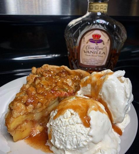 Crown Royal Recipes, Apple Crumb Pie Recipe, Crown Royal Apple, Crown Apple, Apple Crumb Pie, Crumb Pie, Apple Crumb, Alcohol Drink Recipes, Homemade Ice