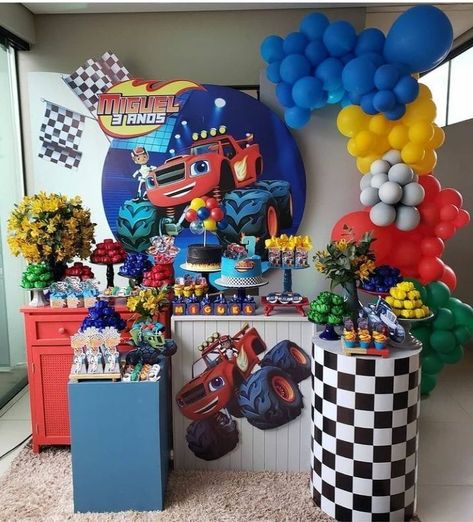 Blaze Birthday Decorations, Blaze And Monster Machine Party Ideas, Blaze The Monster Machine Birthday, Monsters Truck Birthday Party Ideas, Blaze Birthday Party Ideas Decoration, Blaze And The Monster Machines Birthday Decorations, Blaze And The Monster Machines Birthday Cake, Blaze Party Ideas, Blaze Cake Ideas