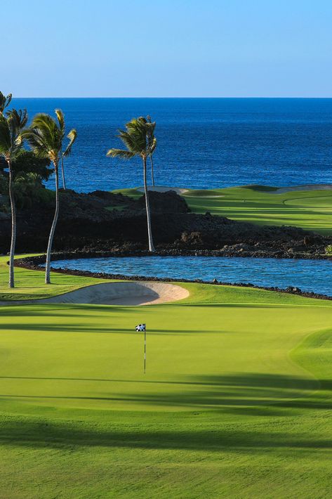 Picturesque Hawaii golf courses, like the palm tree-studded fairways at Mauna Lani, offer both 18- and 9-hole rounds with Pacific Ocean views, ancient lava fields and brilliant sunsets. #AlwaysAuberge Golf Courses Beautiful, Beautiful Golf Courses Pictures, Golf Collage, Hawaii Golf Courses, Golf Hawaii, Golf Course Aesthetic, Golf Aesthetics, Beautiful Golf Courses, Golf Field