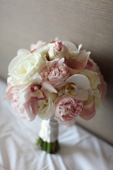 orchid bouquet White And Pink Orchid Bouquet, Maid Of Honor Bouquet White, Light Pink Orchid Bouquet, Orchid And Peony Bouquet, Orchid Rose Bouquet, Wedding Bouquets Orchids, Bridal Bouquet Orchids, Pink Orchids Bouquet, Orchid Bouquet Wedding