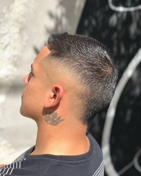 45 + Burst Fade Haircuts For Men- Men's and Women Hair, Haircuts, Fade Haircuts, short, medium, long, buzzed, side part, long top, short sides, hair style, hairstyle, haircut, hair color, slick back, men's hair trends, disconnected, undercut,#fade #women#boys #boy#taperfadehaircut#haircutmen#shortcurlyhair #hairstyles#hairstylesforkids #haircuts#tumblrhair #fade#wavyhairvideos #videoshair #popularmenshair #haircuts #newhaircuts #popularhaircuts #popularmenshaircuts#hairmens2021 Sunburst Fade Haircut Men, Short Burst Fade, Burst Fade Short Hair, High Burst Fade, Men Burst Fade, Short Mohawk Fade, Burst Fade Haircut, Boys Haircuts Long Hair, Beard Styles Bald