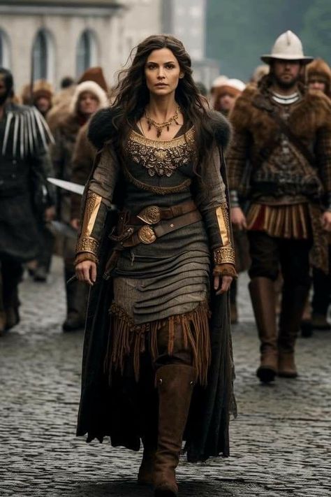 Viking Halloween Costume, Vikings Halloween, Viking Warrior Woman, Viking Cosplay, Warrior Outfit, Viking Dress, Fair Outfits, Viking Costume, Viking Women