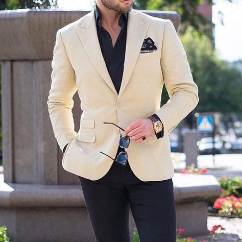 Men Casual Jacket, Beige Blazer Outfit, Boys Blazer, Men's Casual Wear, Dapper Fashion, Outfit Mit Blazer, Grooms Men, Classy Coat, Blazer Outfits Men