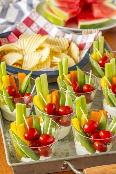 Forget the vegetable tray, these little individual veggie cups are the perfect appetizer for any occasion... Easy clean up and NO double dipping! Fruit Cups Party, Cucumber Roll Ups, Individual Appetizers, Watermelon Pizza, Veggie Cups, Vegetable Tray, Mini Sandwiches, Party Appetizers Easy, Summer Appetizer