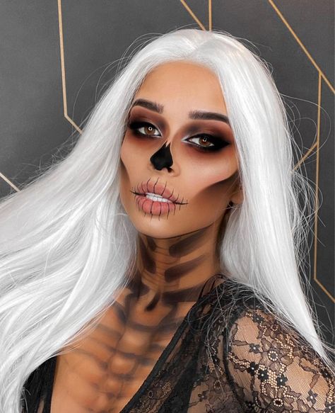 Reaper Makeup, Grim Reaper Makeup, White Witch Costume, Alina Akilova, Skull Face Makeup, Halloween Makeup Clown, Creepy Halloween Makeup, Hallowen Ideas, Halloween Makeup Diy