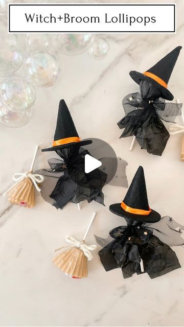 Witch's Broom Diy, Witch Lollipops, Halloween Witch Broom Diy, Witches Broom Diy, Haloween Decoracion Diy, Halloween Reaper, Halloween Food Crafts, Halloween Witch Brooms, Halloween Party Planning