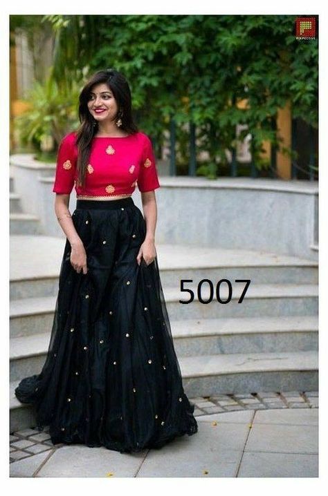 For booking whatsApp on 7228831313 Long Skirt Top Designs, डिजाइनर कपड़े, Long Skirt And Top, Design Kurta, Blouse Lehenga, Pengantin India, Crop Top Lehenga, Simple Lehenga, Lehenga Saree Design