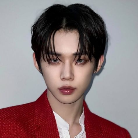 Yeonjun Lq, Choi Daniel, Hair Icon, Red Icons:), Txt Yeonjun, 인물 사진, Red Aesthetic, Kpop Aesthetic, K Idols