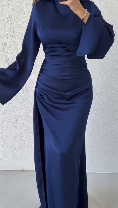 Dresses Soirée Hijab, Soiree Dresses For Hijab, Fashion Bride Dresses, Cute Long Sleeve Dresses, Hijabi Dresses, Blue Long Dress, Hijab Fashion Summer, Black Dresses Classy, Gowns Dresses Elegant