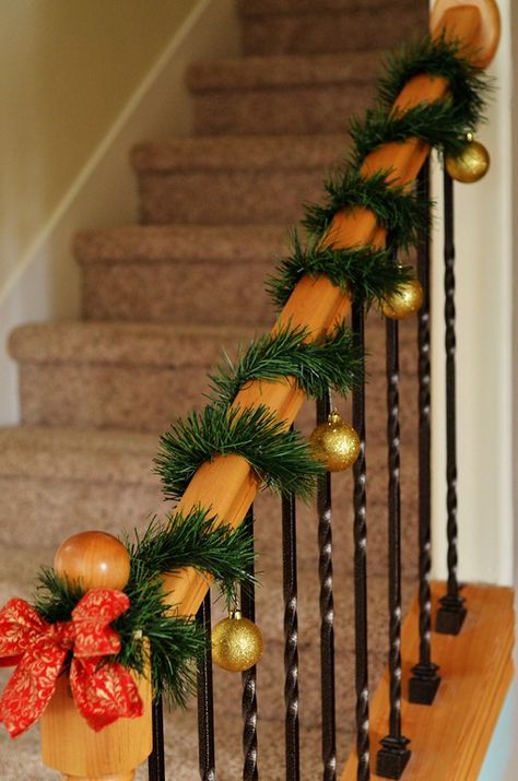 Step Railing, Deco Christmas, Stair Handrail, Holiday Dinners, Small Bows, Holiday Dinner, Holiday Decorating, It's Cold, Baby Cold