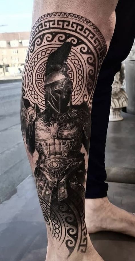 Gladiator Tattoos, Tattoo Pierna Hombre, Spartan Warrior Tattoo, Spartan Helmet Tattoo, Gladiator 2, Warrior Tattoo Sleeve, Greek God Tattoo, Shield Tattoo, Roman Tattoo