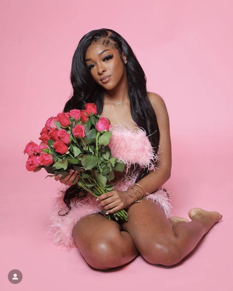 Cute 
Pink
Valentine’s Day
Birthday pictures
Nice 
Back girl Pink Birthday Photoshoot Black Women, Pink Photo Shoot Ideas, Birthday Photoshoot Flowers, Pink Flower Photoshoot, 16th Photoshoot Ideas, Flower Birthday Photoshoot, Pink Photoshoot Ideas Birthday, Pink Birthday Photoshoot Ideas, Photoshoot With Roses