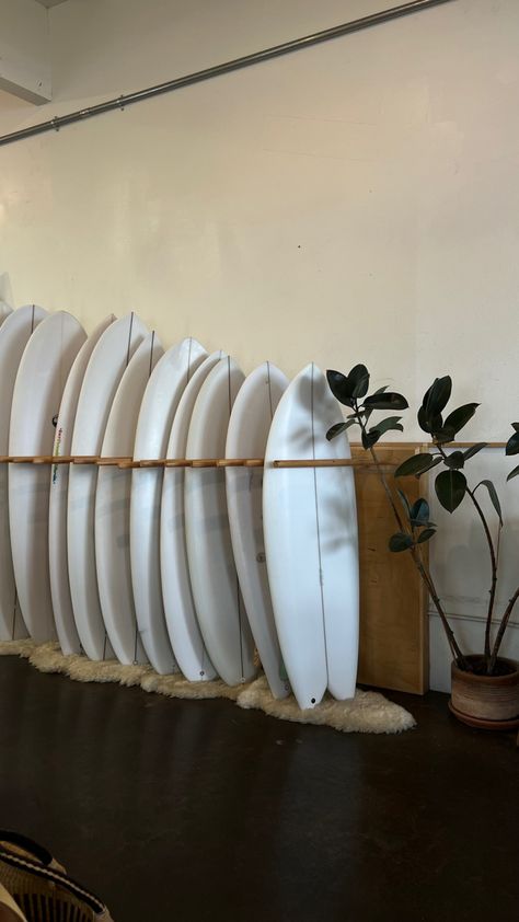 aesthetic, surf boards Daydream Surf Shop, Surfboard Shop, Surfboard Storage, Surf Aesthetic, Loft Interior, Surf Design, Beach Shop, Boutique Style, Boutique Homes