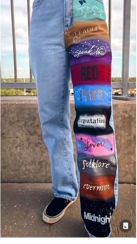 Custom Jeans Diy, Embroidery Jeans Diy, Taylor Swift Birthday Party Ideas, Taylor Outfits, Taylor Swift Party, Taylor Swift Birthday, Taylor Swift Fan Club, Taylor Swift Tour Outfits, Swift Tour