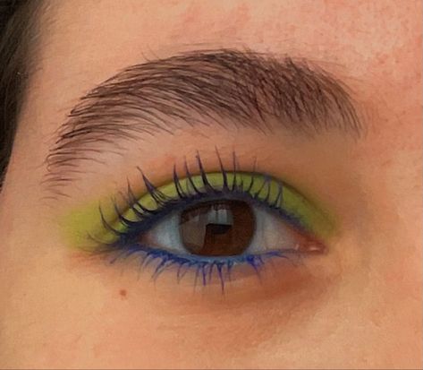 Blue-Green Funky Makeup, Maquillage On Fleek, Blue Mascara, Swag Makeup, Ideas For Decorating, Applying Makeup, Dope Makeup, Green Eyeshadow, Eye Makeup Art