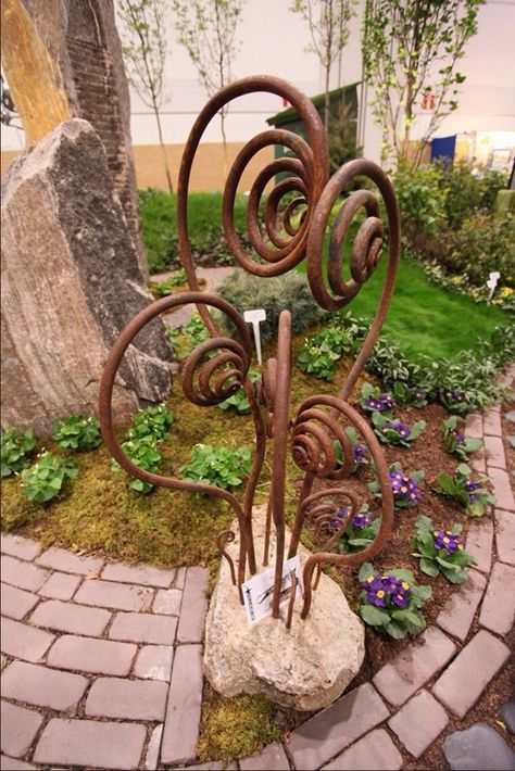 Metal Garden Ornaments, Welded Art, Outdoor Metal Art, Yard Ornaments, Lawn Art, Meteor Garden 2018, Lawn Ornaments, Metal Yard Art, Metal Garden Art