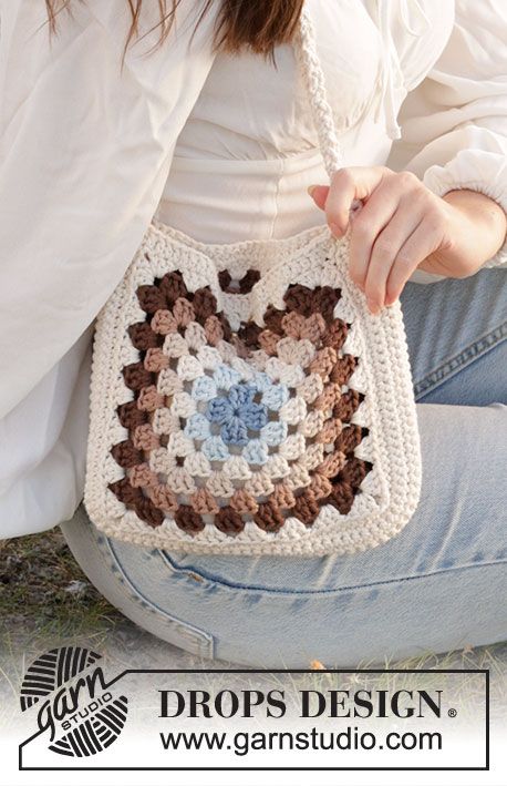 Sac Granny Square, Tote Crochet, Granny Square Haken, Crossbody Bag Pattern, Bag Pattern Free, Crochet Bag Pattern Free, Crochet Handbags Patterns, Handbag Pattern, Crochet Bags Purses