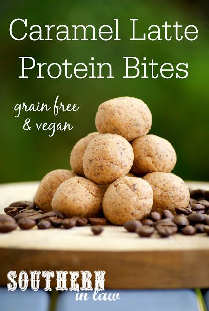 Healthy Caramel Latte Protein Bites Recipe - low carb, gluten free, vegan, refined sugar free, no bake snack recipes, bliss balls, clean eating recipes, grain free, paleo, peanut free Soy Protein Powder Recipes, Whey Protein Balls, Coffee Protein Balls, Protein Pops, Protein Bites Recipe, Healthy Caramel, Grain Free Vegan, Protein Powder Pancakes, Pancakes Protein