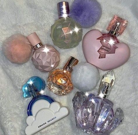 Ariana Fragrance, Profumo Victoria Secret, Koleksi Parfum, Ariana Perfume, Perfume Aesthetic, Ariana Grande Perfume, Perfume Organization, Perfume Body Spray, Perfume Collection Fragrance