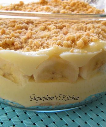 Banana Pudding made from scratch...taste so much better than a boxed mix! SugarplumsKitchen.com Pudding From Scratch, Banana Pudding From Scratch, Homemade Banana Pudding, Best Banana Pudding, Vanilla Recipes, Top Banana, Banana Recipes, Made From Scratch, Yummy Sweets