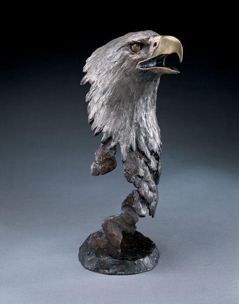 Eagle Sculpture, Aigle Royal, Eagle Statue, Eagle Pictures, Trophy Design, Bird Carving, Eagle Art, Bust Sculpture, Chainsaw Carving