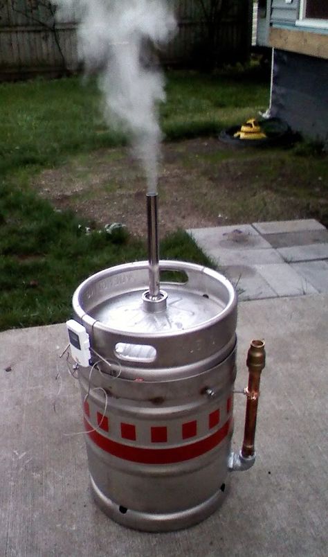 *Beer Keg BBQ Grill* - Page 5 - The BBQ BRETHREN FORUMS. Beer Barrel Ideas, Beer Keg Ideas, Uds Smoker, Backyard Bbq Pit, Smoker Ideas, Molecular Gastronomy Recipes, Barrel Bbq, Barrel Smoker, British Beer