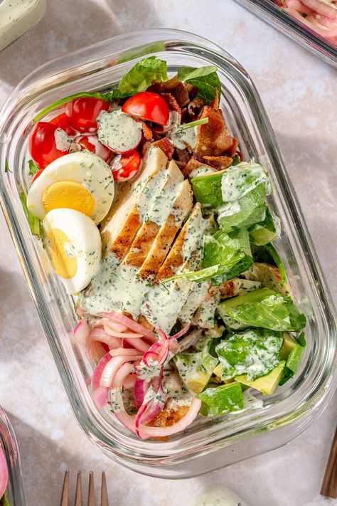 Green Goddess Cobb Salad, Healthy Cobb Salad, April Meals, Goddess Salad Dressing, Green Goddess Salad Recipe, Wild Diet, Cobb Salad Ingredients, Chicken Cobb Salad, Green Goddess Salad Dressing