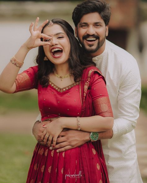 @pinkumbrellaweddingfilms • • • Message or tag your photos @keralaweddingstyles • • • • #keralaweddingstyles #keralawedding #keralaweddingphotography #blouses #bridalmakeupartist #keralaweddingphotos #weddingtrends #southindianbride #savethedate #bridesessentials #keralabride #keralaweddingsaree #couple #weddingday Couple Dress Matching Indian, Couple Dress Matching, Engagement Couple Dress, Kerala Engagement Dress, Kerala Wedding Saree, Silk Kurti Designs, Kerala Wedding Photography, Kerala Bride, Couple Matching Outfits