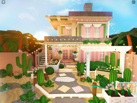 Roblox Bloxburg Beach House Ideas, Summer Home Bloxburg, Bloxburg House Summer, Beach House Ideas Exterior, Tropical Bloxburg House, Bloxburg Summer House Ideas, Roleplay Pictures, Beach House Layout, Roblox Houses