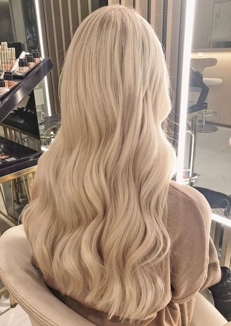 Frontal Hair, Luxy Hair, Blonde Wigs, Real Hair Wigs, Frontal Hairstyles, Blonde Hair Inspiration, Blonde Hair Looks, Remy Hair Extensions, Curly Hair With Bangs