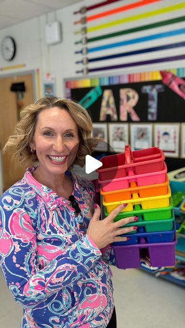 Katie Jarvis on Instagram: "I’ve never used table caddies or baskets for daily supplies. Here is what I do instead- ➡️ Art Buffet! Help yourself and then at the end I can see that all erasers are returned. I don’t let me students go into my cabinets so, this system works great because they can independently get to all of these supplies. ➡️ Scissors Pockets! I’ve used an over the door shoe holder for scissors for as long as I can remember in my art room. If a scissors is missing the class must find it before they leave or it is a frown on our happy/sad board for each missing pair. ➡️ Crayon Shelf! I enjoy having different sets of crayons accessible. In a separate reel I give more info on the sorting of the crayons and other crayons I use in my art room. ➡️ Pencilvania! ✏️ All table penci Colored Pencil Storage Ideas, Classroom Table Organization, Art Organization Ideas, Organizing Classroom, Teacher Videos, Crayon Storage, Crayon Organization, Broken Pencil, Management Organization