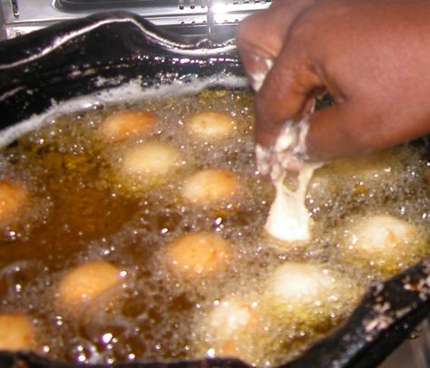 Ghana Food History | in ghana they make a kind of doughnut called togbei or bofrot called ... Beignet Recipe, Gumbo Recipe, Louisiana Recipes, Gluten Free Pancakes, Food History, Dessert Dishes, European Food, Gluten Free Cakes, Donut Recipes